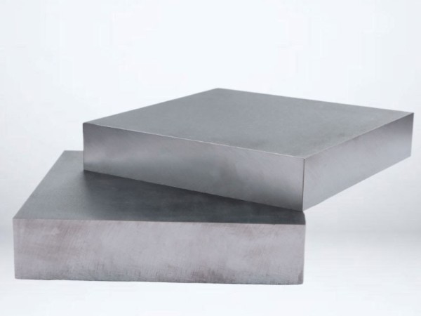 模具固定板材料選擇標(biāo)準(zhǔn)